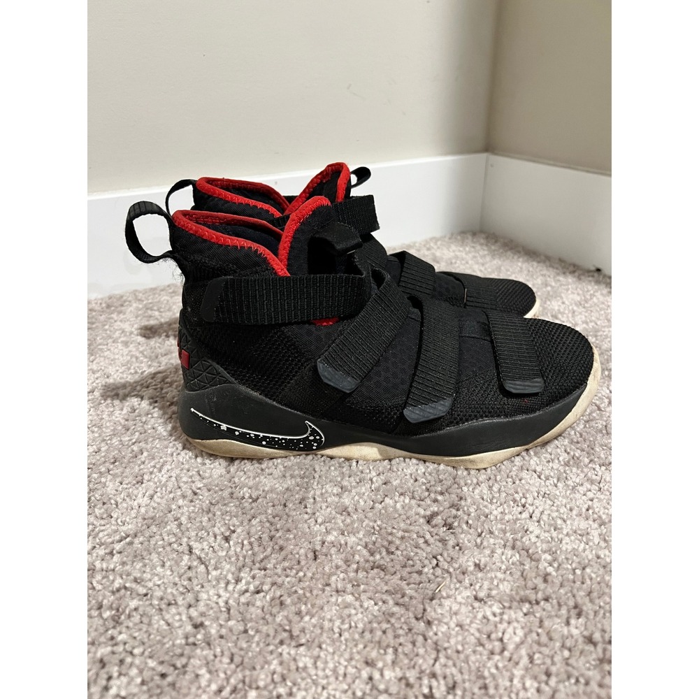 Nike LeBron Soldier 11 GS Black Red Basketball Shoes 918369-002 Size 6Y